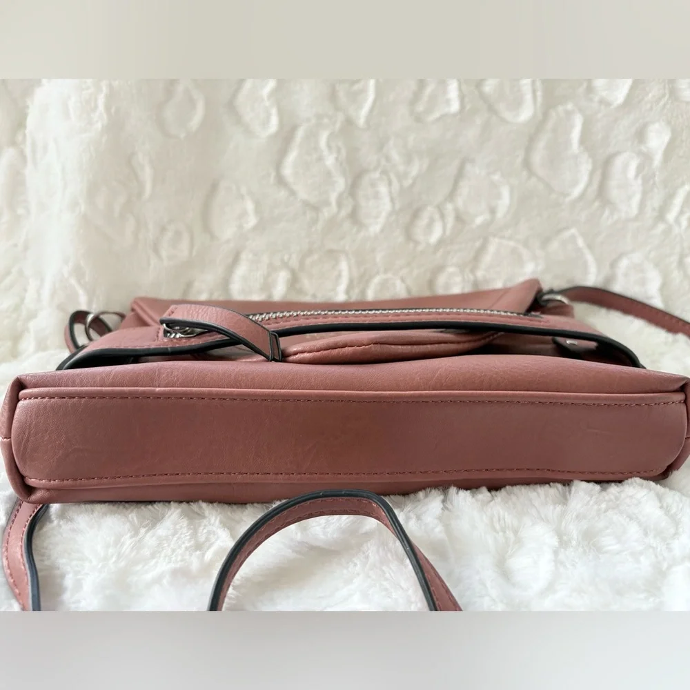 Nicole Miller Handbag Laura Small Crossbody Brown zipper detail front. Very soft